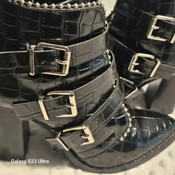 Studded, block heel boots - Picture 4 of 9